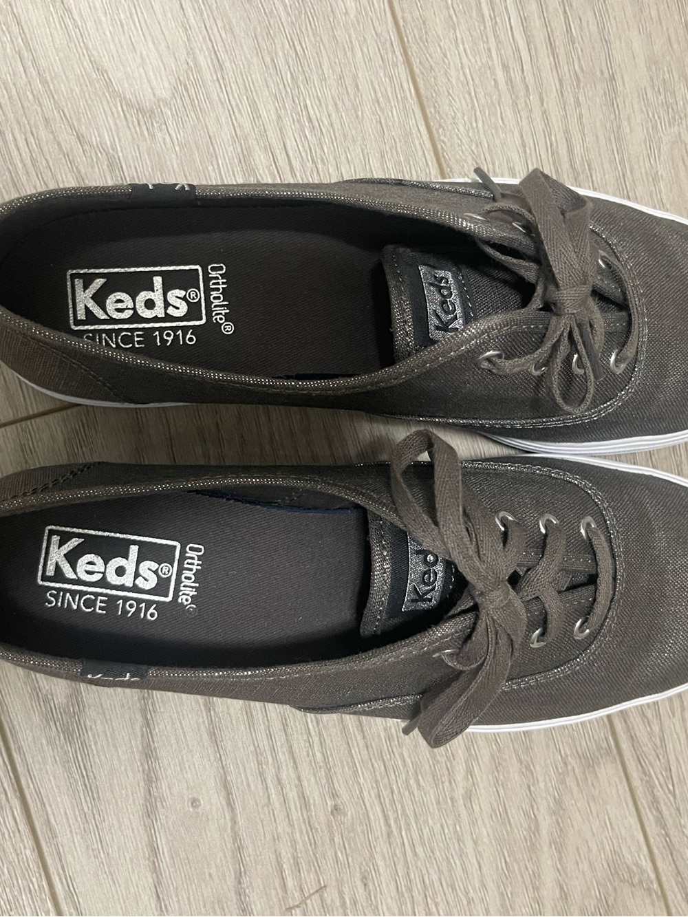 Keds Champion Women's Grey Metallic Lace-Up Canvas Sneakers - size 7.5
